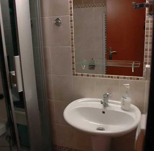 Privat Novac Δωμάτια σε οικογενειακή κατοικία