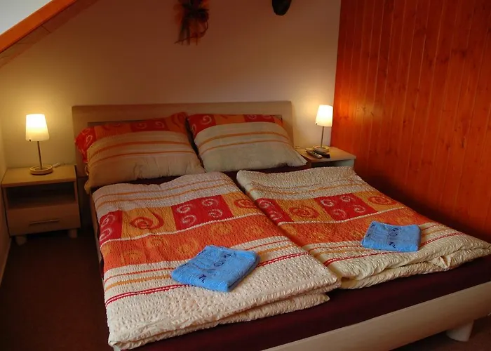 Privat Novac * Nové Město nad Metují